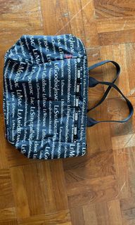 (Category: ) located in . Submitted by knees123 (Listing ID 1058236099, Image 1). Description: .