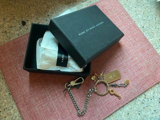 （分類：）位於 。 由 yy_cat_yy 提交（商品編號 1058248438，圖片 1）。簡介： 。