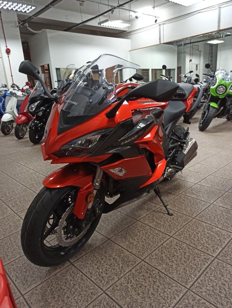 Kawasaki store z1000sx orange