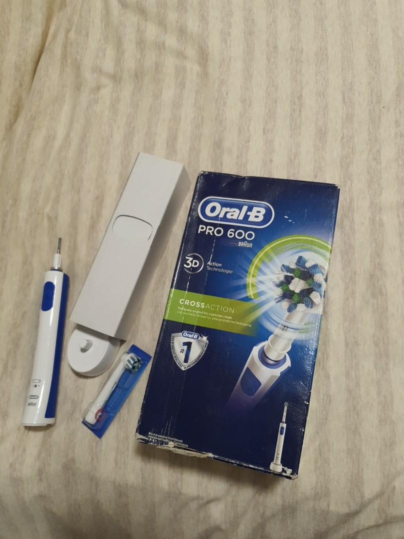 Oral B Pro 600 3d Action Assistive Devices Personal Care Dressing On Carousell