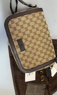 (Category: ) located in . Submitted by elas_closet_declutter (Listing ID 1058277042, Image 1). Description: .