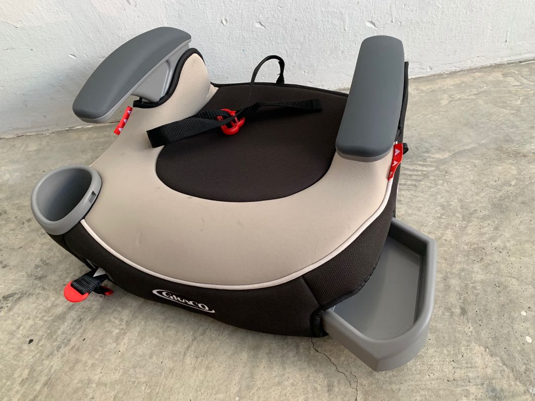 Preloved Graco ISOFIX booster seat, Babies & Kids, Going Out, Car