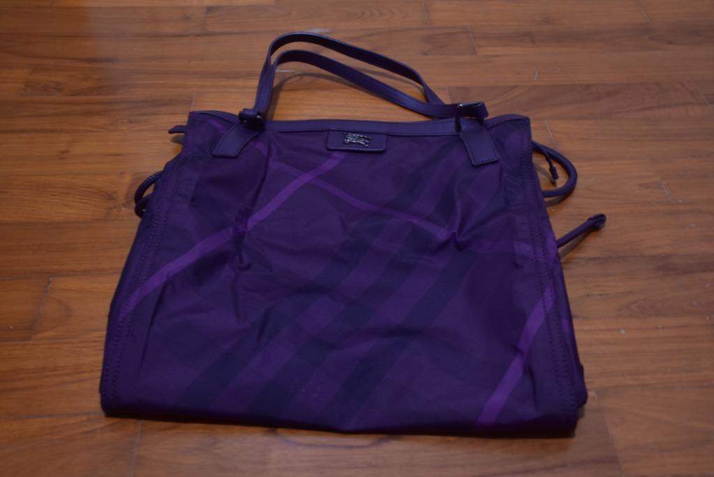 Burberry purple purse 2025