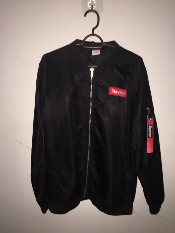 Supreme bomber cheap jacket price