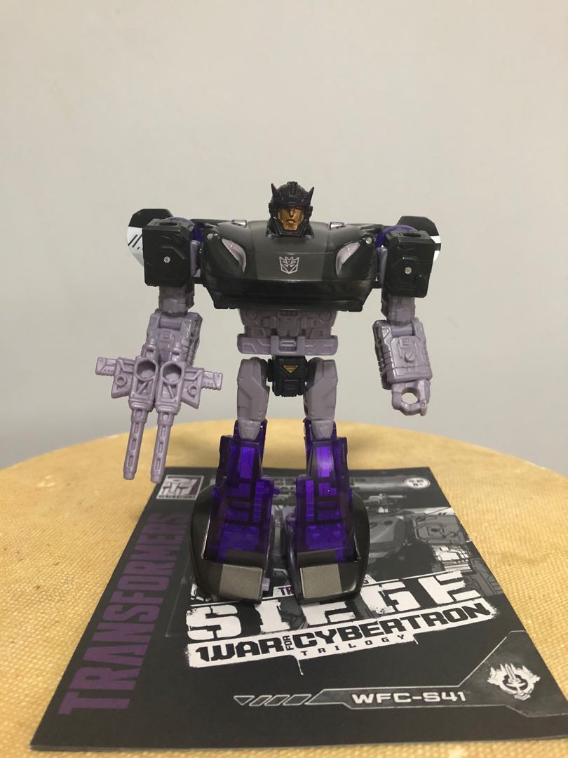 transformers siege barricade
