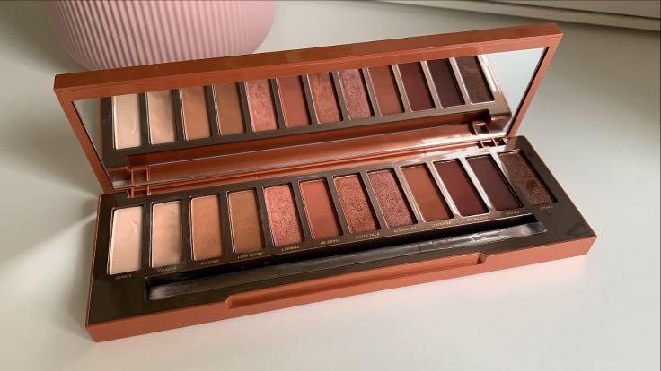 Urban Decay Naked Heat Palette Health Beauty Makeup On Carousell