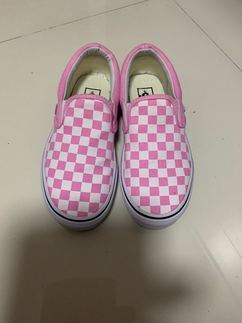 baby pink checkered slip on vans