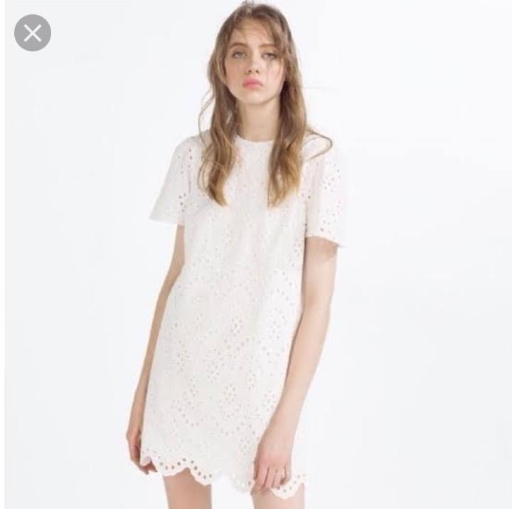 Zara White Eyelet Broderie Embroidered Boho Lace Shift Dress w Scalloped Hem, Women's Fashion, Tops, Sleeveless on Carousell Zara White Eyelet Broderie Embroidered Boho Lace Shift Dress w Scalloped Hem, Women's Fashion, Tops, Sleeveless on Carousell