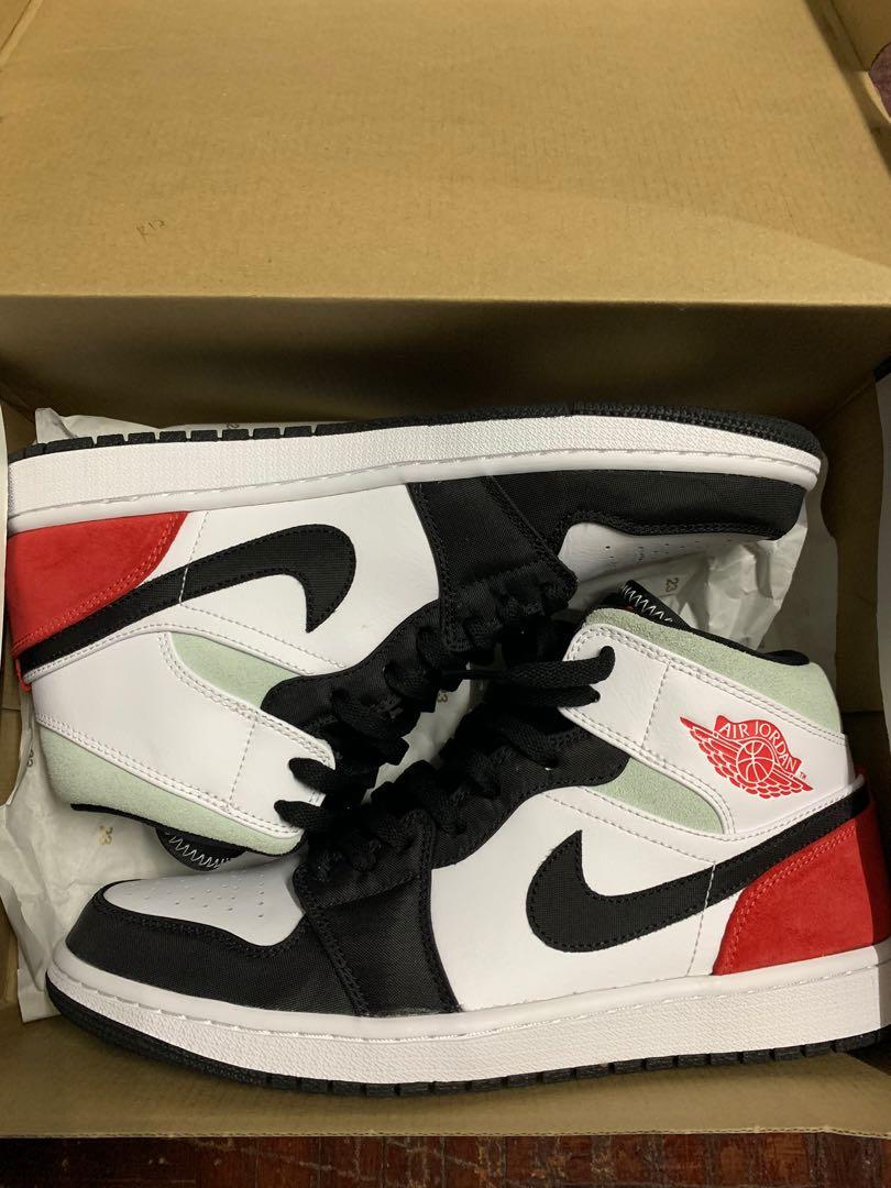 Aj 1 outlet track red