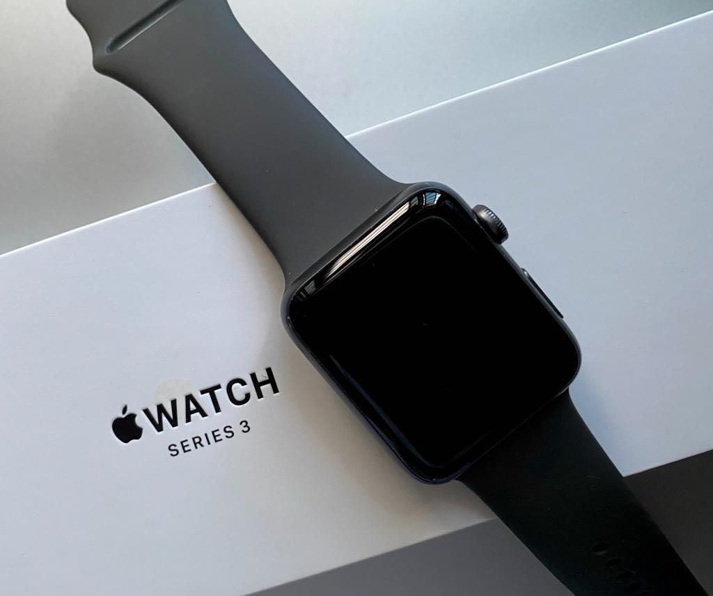 Apple Watch Series 3 42mm Men S Fashion Watches On Carousell