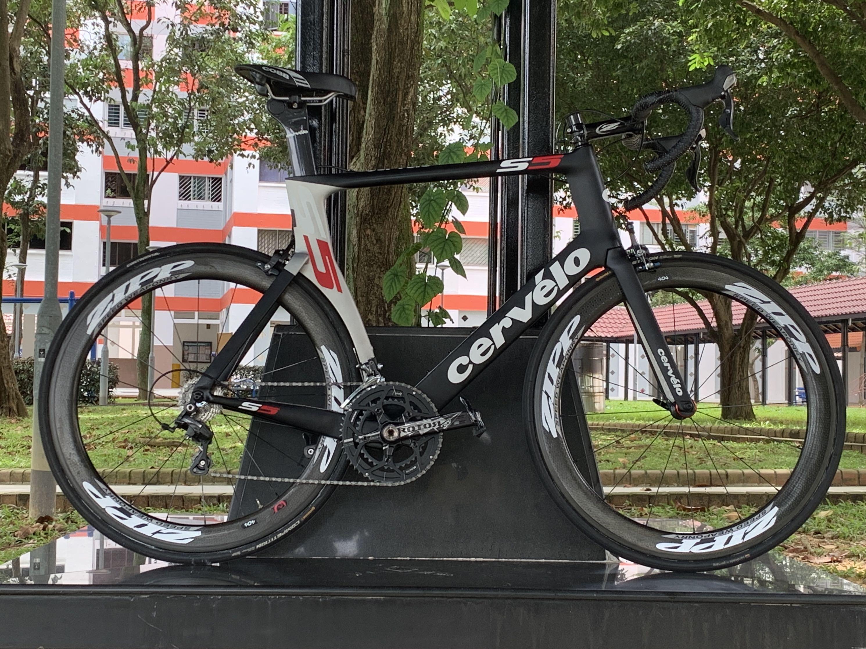 Cervelo S5 Size 61 Suitable for 185