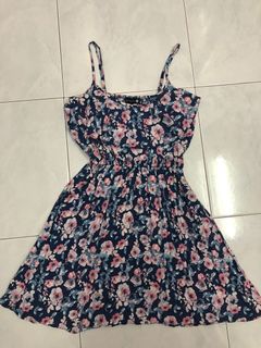 (Category: ) located in . Submitted by jevoxcloset (Listing ID 1058403954, Image 1). Description: .