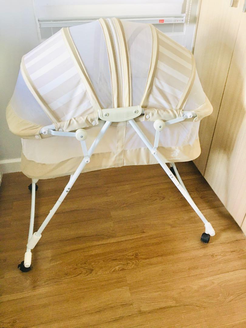 Cuddlebug Bassinet (Category: Cots & Cribs) located in Taguig. Submitted by misstangerine (Listing ID 1058421687, Image 3). Description: Slightly used. Like new. RFS: No longer needed. Keep your little one safely close by while you cook dinner or finish work. This bassinet is padded for baby's comfort and has a protective netting which safeguards her skin from harmful pests. This Bassinet is designed to accommodate a child less that 1 year and we