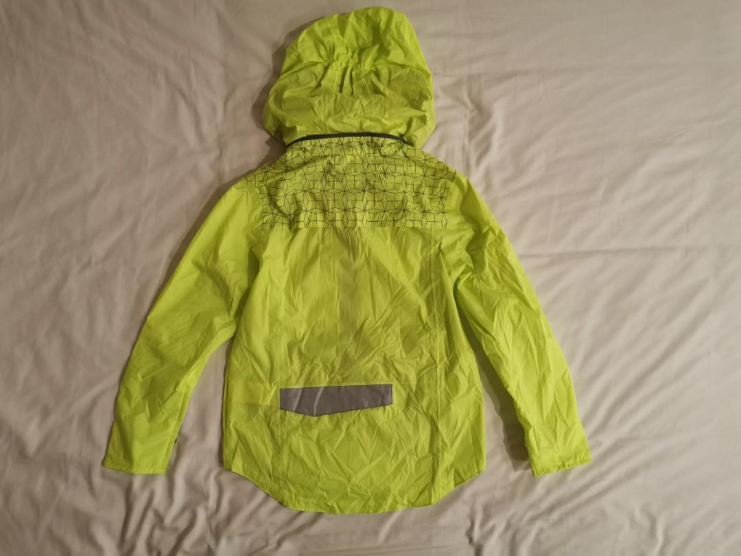 Btwin windcheater outlet