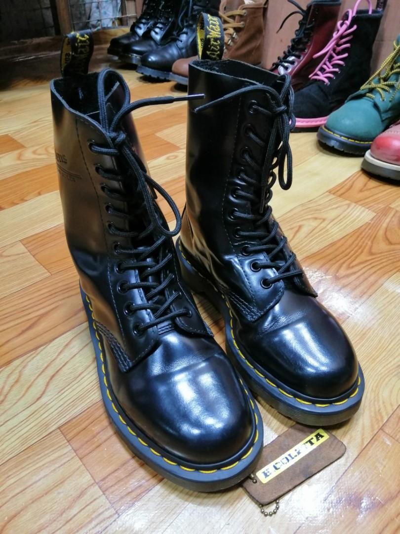 dr martens 10092