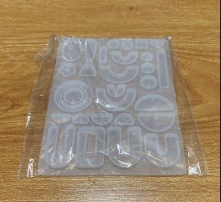 (Category: ) located in . Submitted by shop.happygomerry (Listing ID 1058478346, Image 1). Description: .