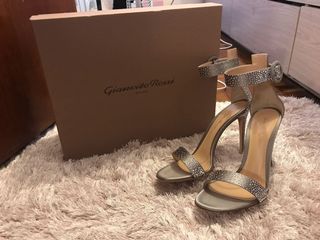 （分類：）位於 。 由 gaia_ 提交（商品編號 1058427841，圖片 1）。簡介： 。