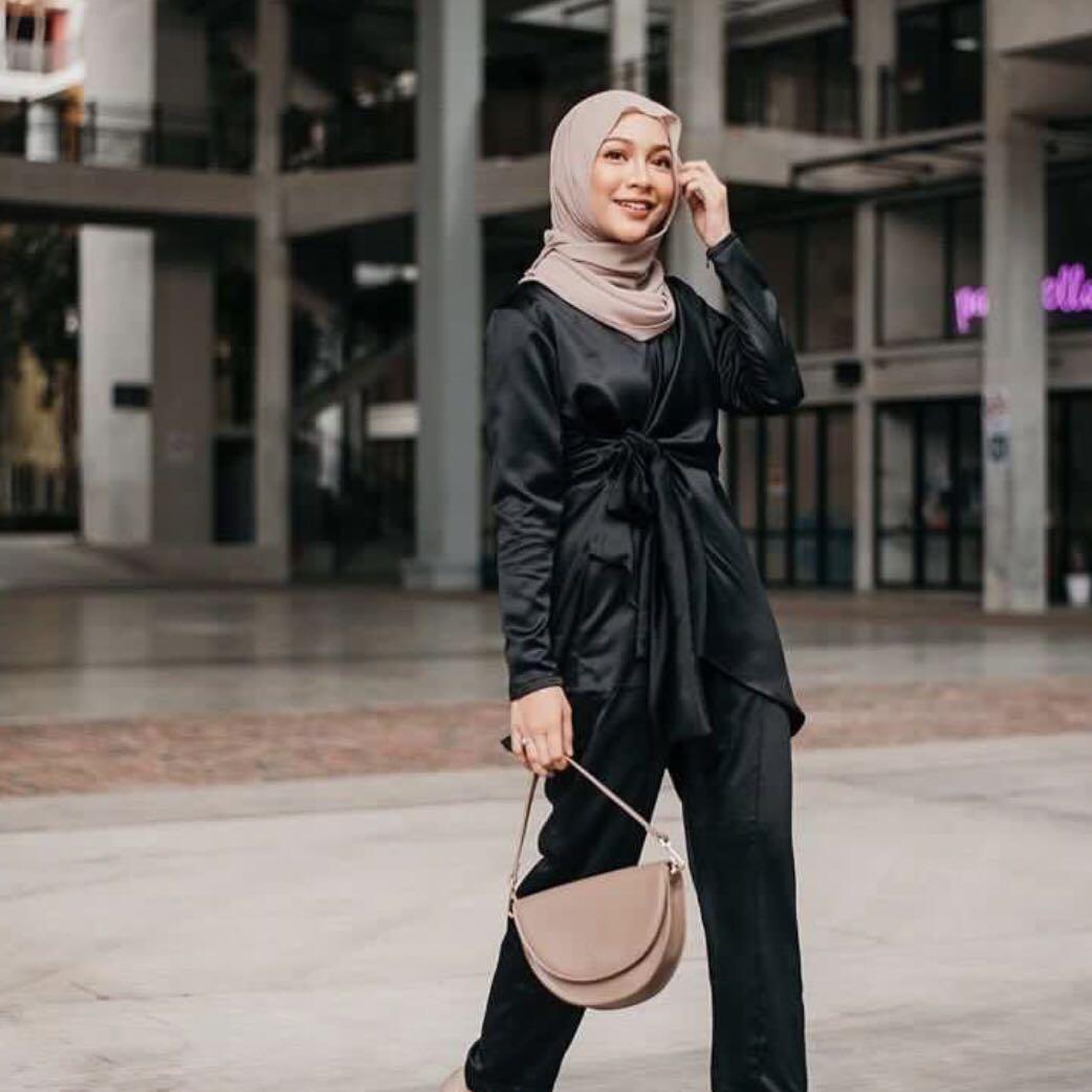 Satin Hamna.Co Ariana Set Casual Wear Women s Fashion Muslimah