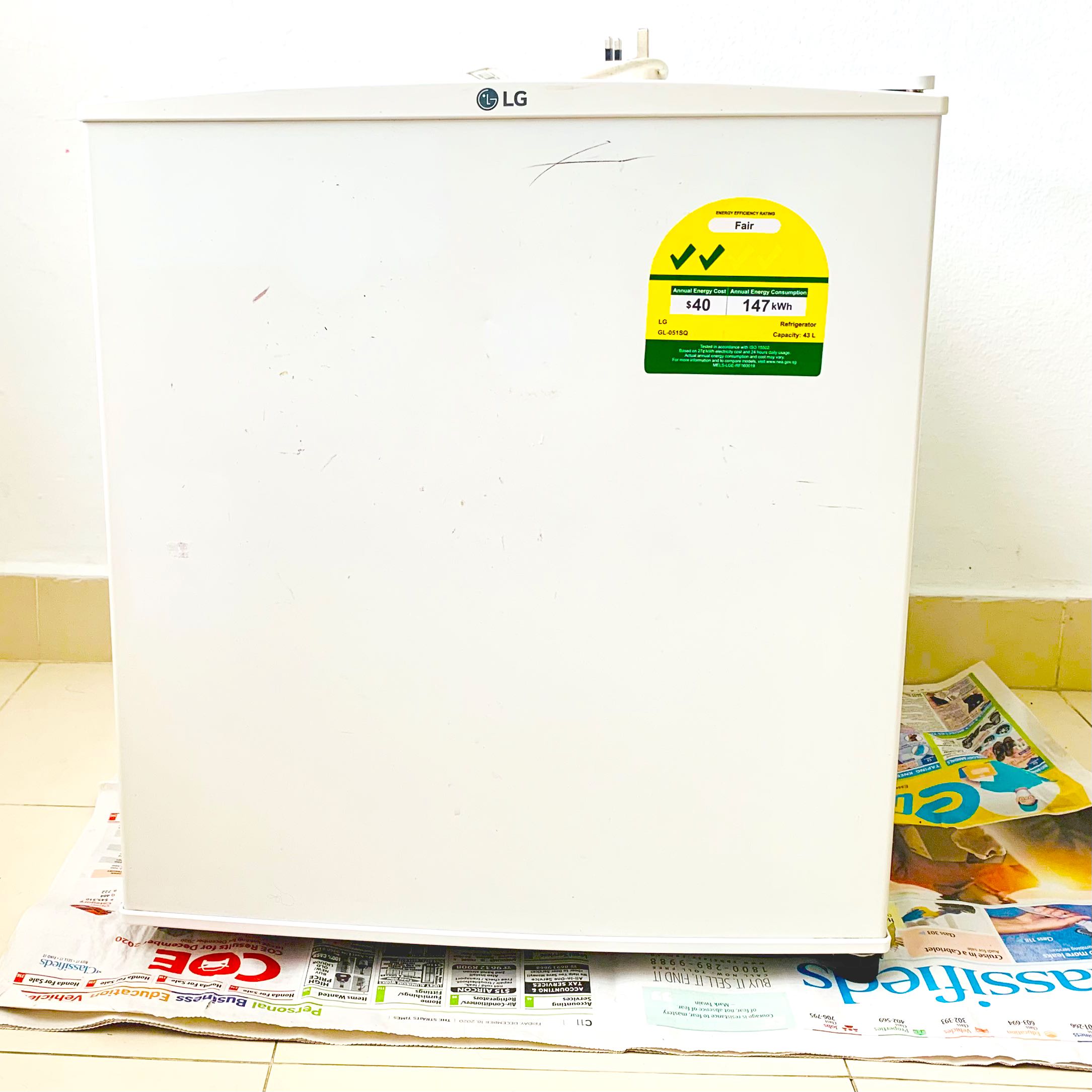 LG Bar Fridge 45L, TV & Home Appliances, Kitchen Appliances