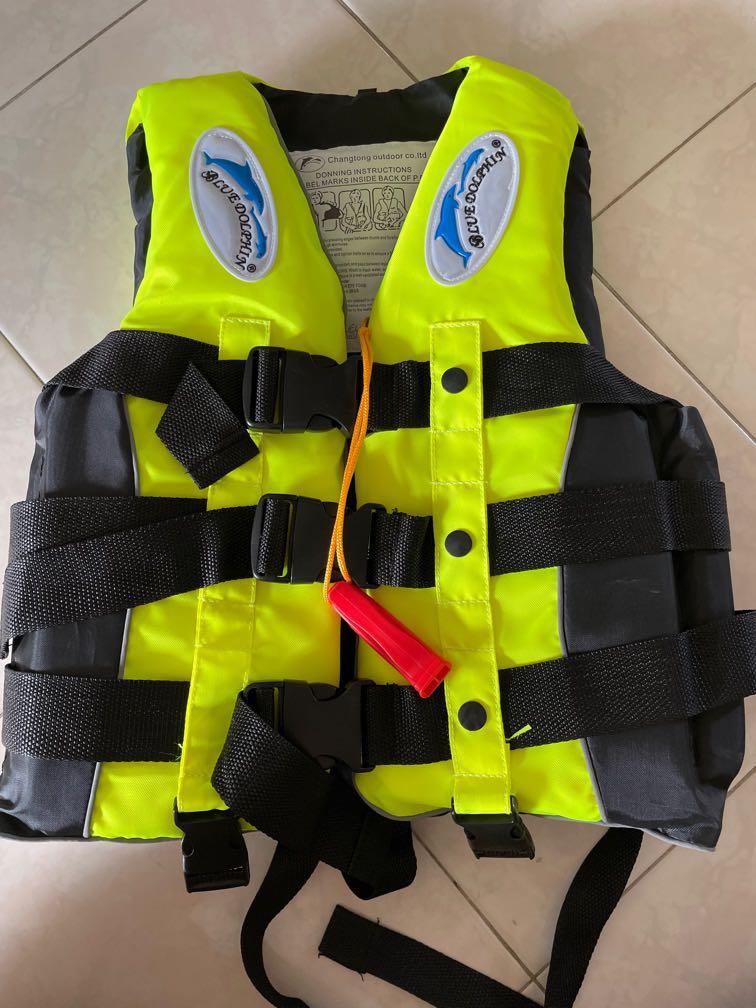 Life Vest, Babies & Kids, Babies & Kids Fashion on Carousell