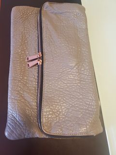 （分類：）位於 。 由 aleebuy 提交（商品編號 1058423651，圖片 1）。簡介： 。