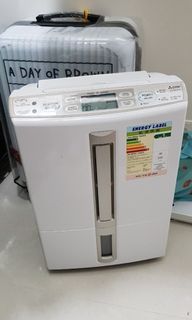 （分類：）位於 。 由 bosssally 提交（商品編號 1058477589，圖片 1）。簡介： 。