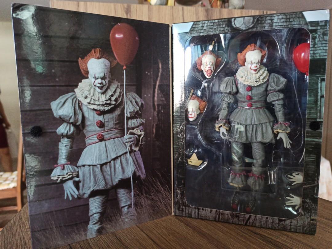 Neca reel store toys it