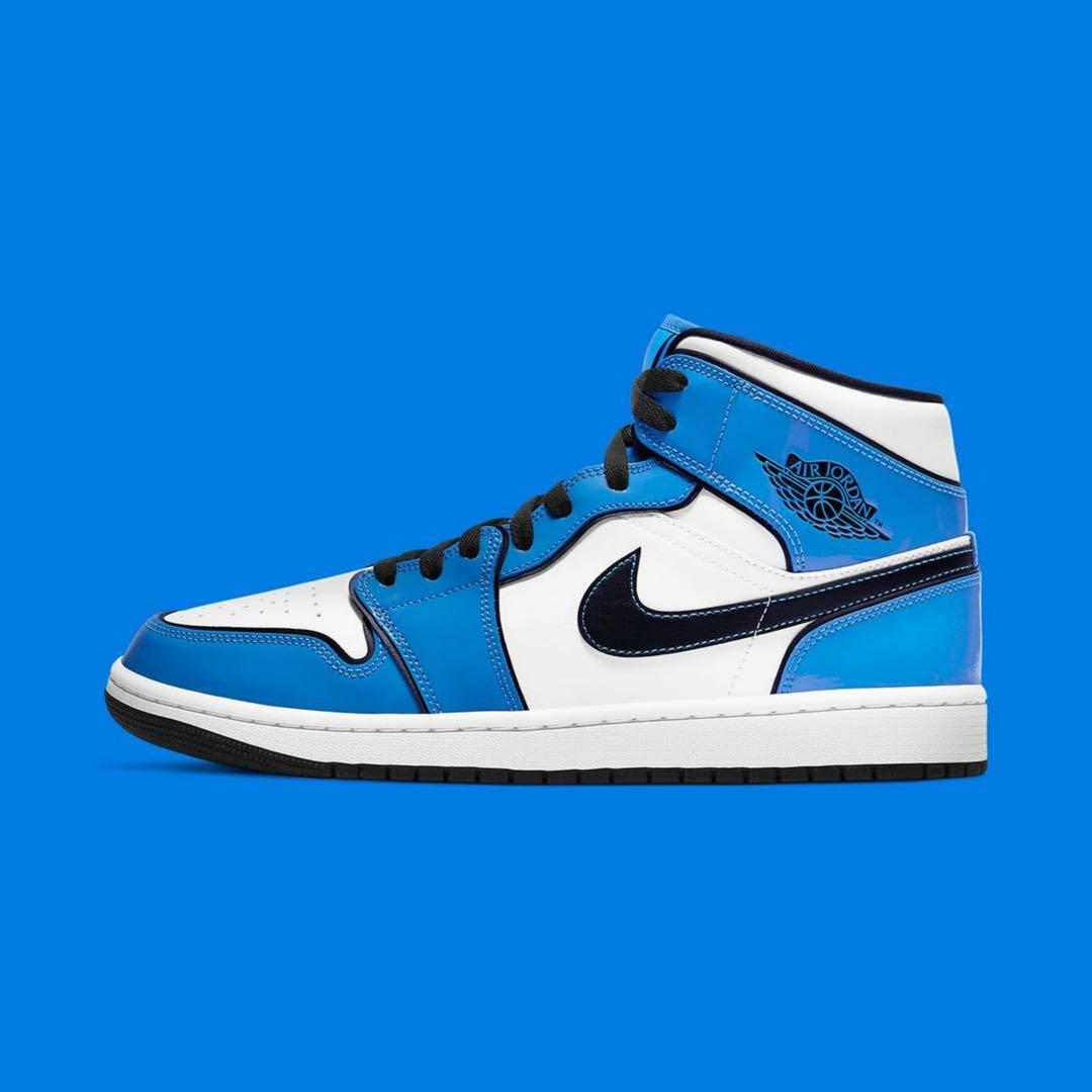 Nike Air Jordan 1 Mid SE Signal Blue, Men's Fashion, Footwear, Sneakers on  Carousell