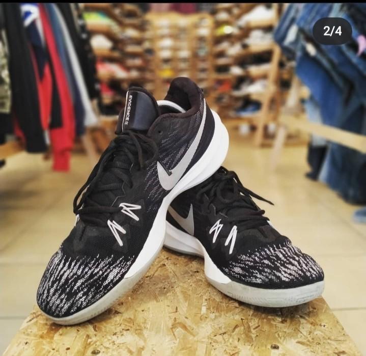 NIKE ZOOM EVIDENCE II Men s Fashion Activewear on Carousell