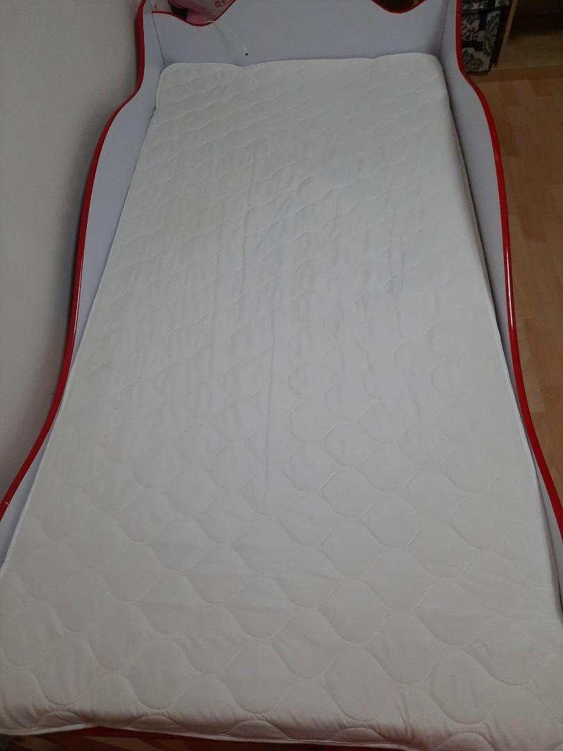 Race car bed frame & BN mattress with free safety mattress cover