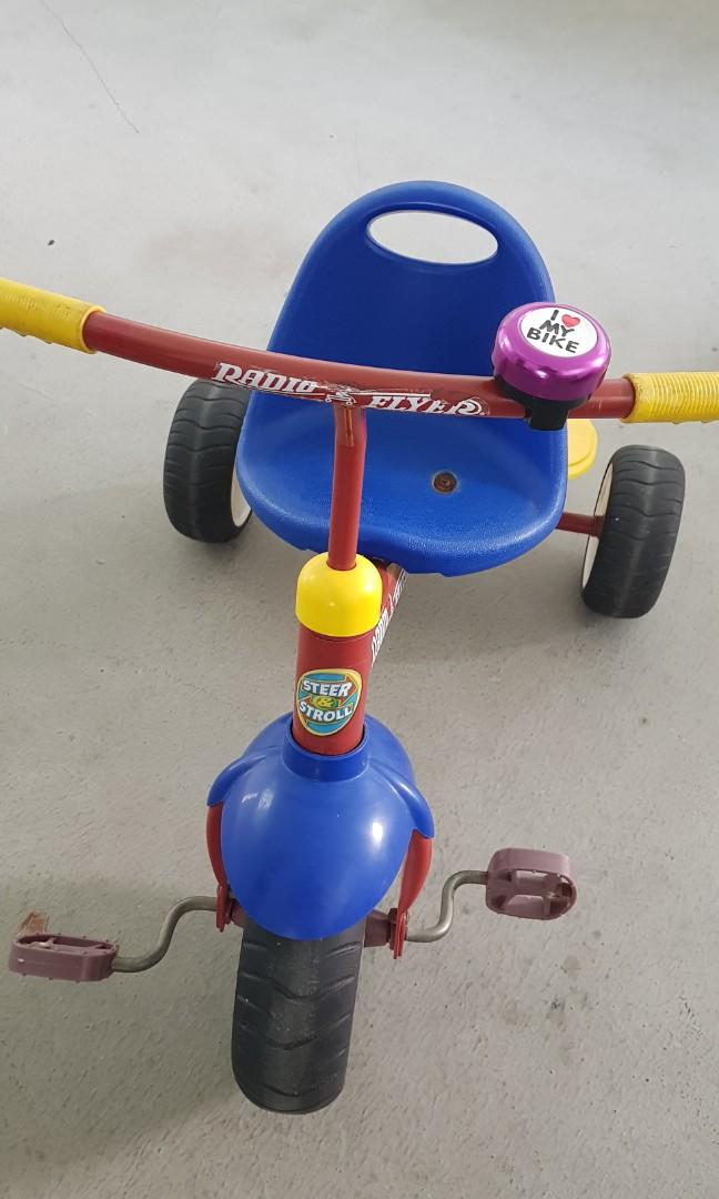 blue radio flyer tricycle