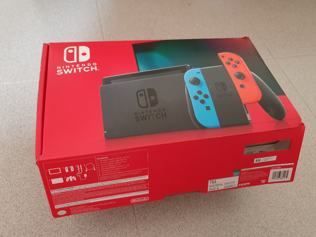 Selling Nintendo Switch almost New, Video Gaming, Video Games, Nintendo