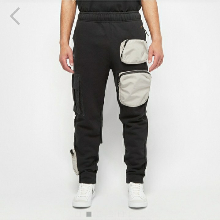 Travis Scott In Baggy Clothes : Muntele Kilauea ResursÄƒ ...