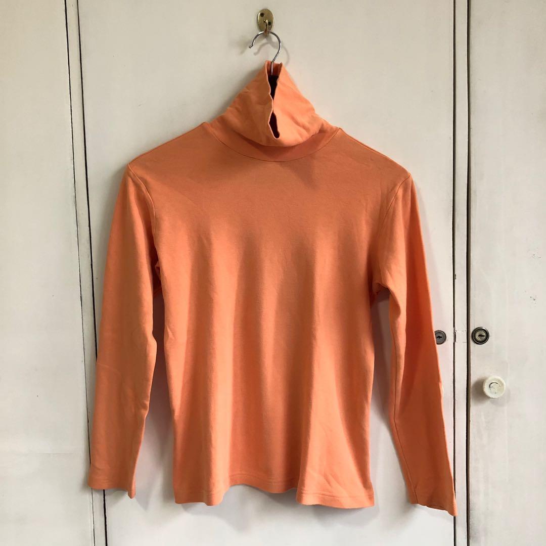 uniqlo cotton turtleneck