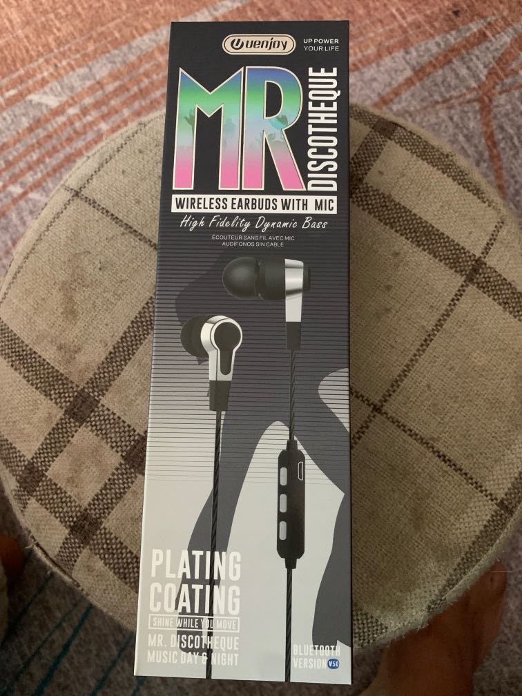 cordless ear microphone