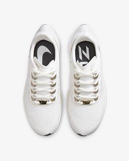 (Category: ) located in . Submitted by divo_collections (Listing ID 1058473626, Image 1). Description: .