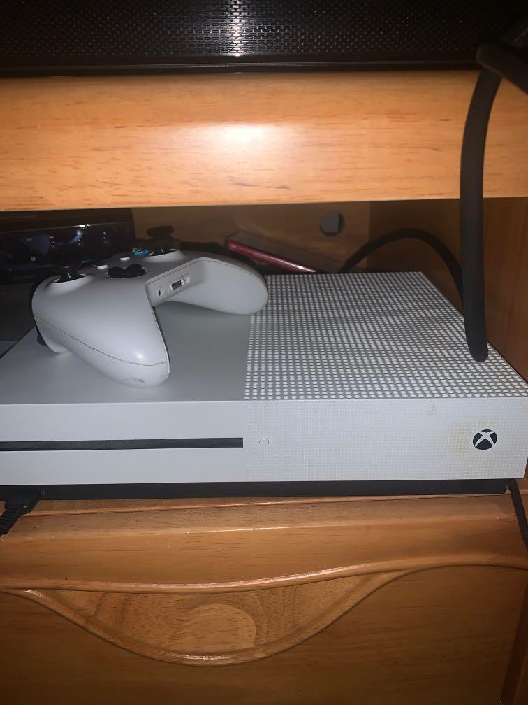 xbox one s 500mb