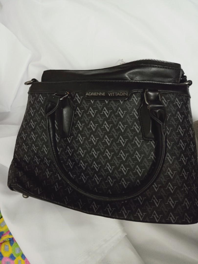 Adrienne vittadini cheap black purse