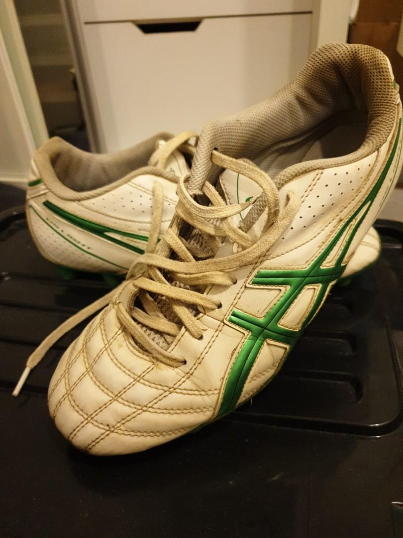 Asics boots womens 25cm soccer football ultimate frisbee rugby touch Sports Equipment Sports Games Water Sports on Carousell