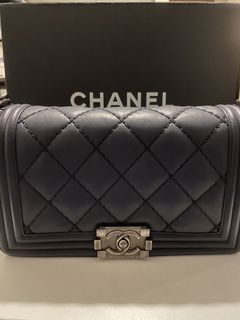 （分類：）位於 。 由 ccluxury_ 提交（商品編號 1058706681，圖片 1）。簡介： 。