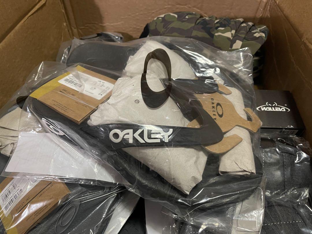 oakley b1b flip flop