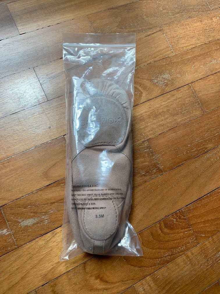 Capezio Hanami ballet shoes slippers Sonata Everything Else on