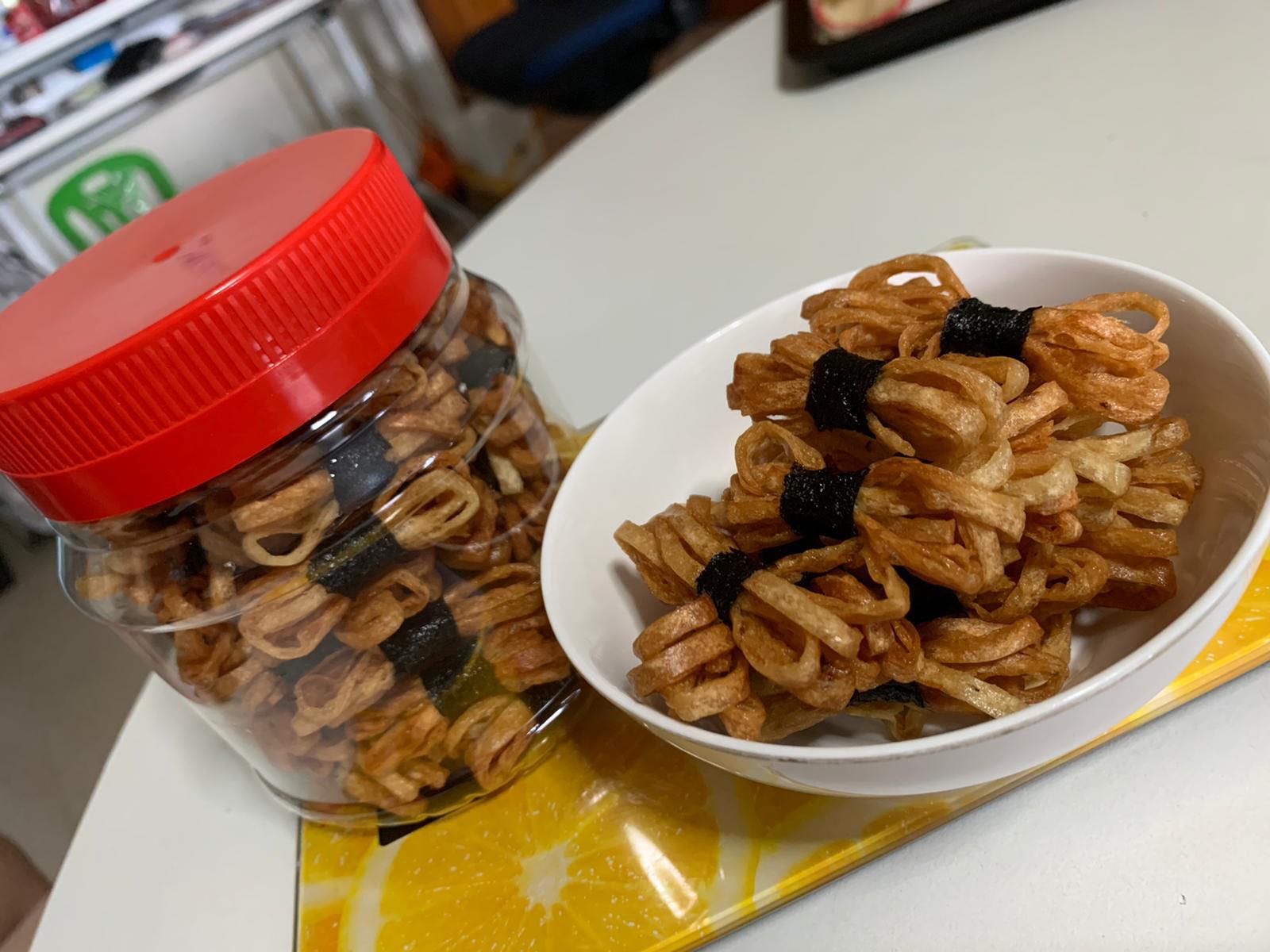 CNY snacks seaweed with Dahfa dried fish fillet, Food & Drinks