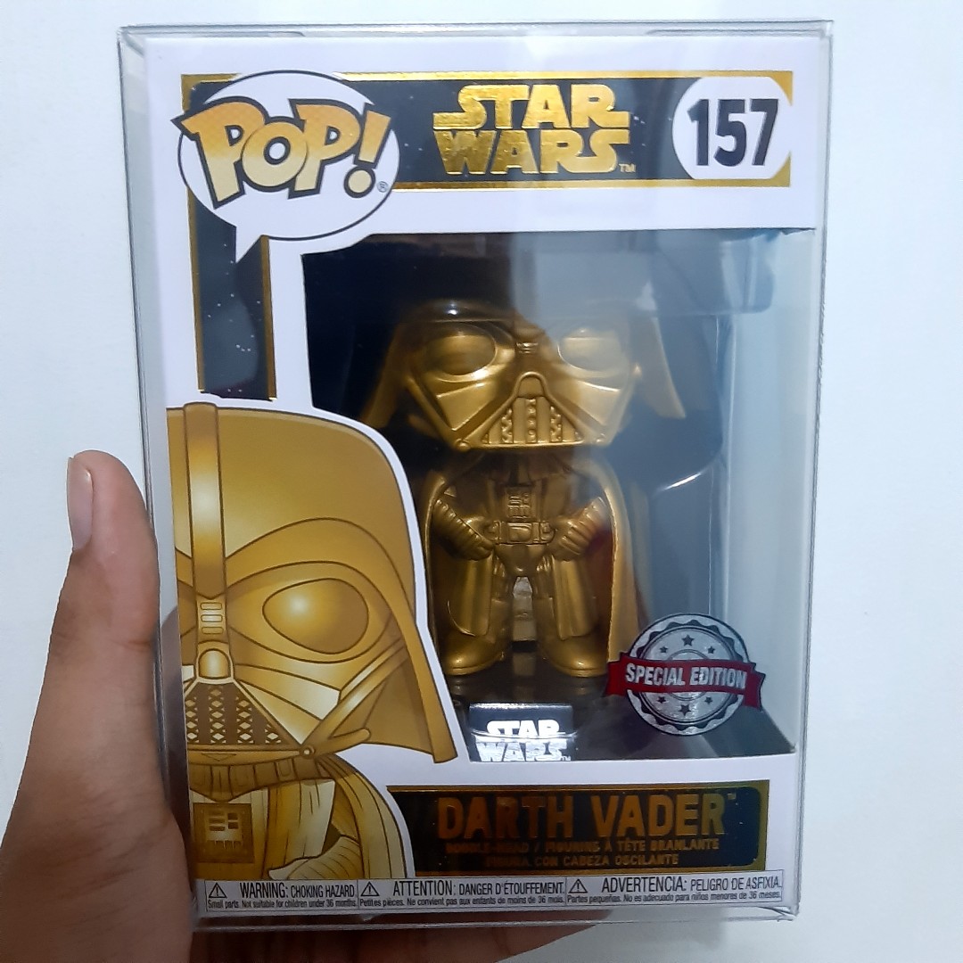 Funko pop outlet darth vader gold