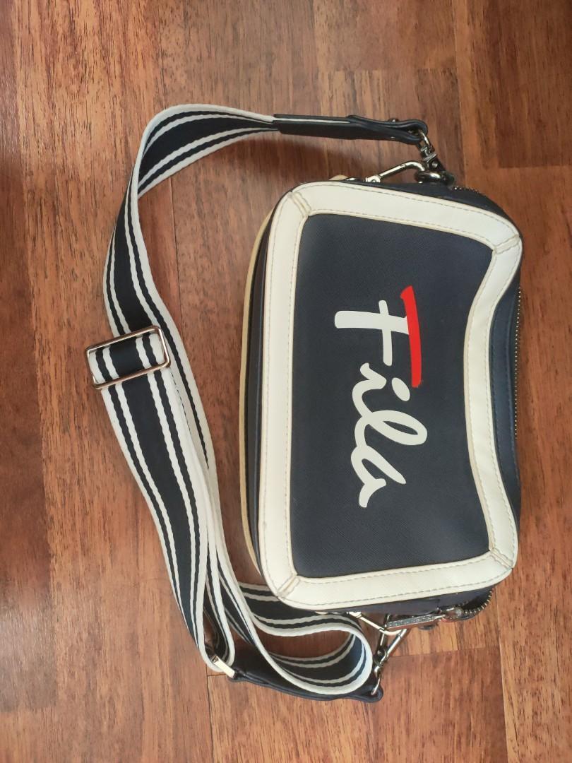 Fila authentic sling 2025 bag