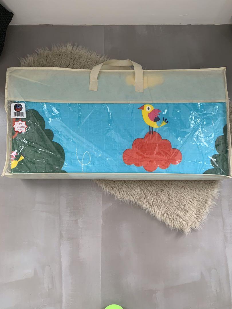 Folding baby mat (Category: Bathtub & Bath Accessories) located in Binan City. Submitted by finders_market (Listing ID 1058727226, Image 1). Description: Dimensions: 150x180cm Mop: bpi/gcash Delivery via lalamove Delivery fee c/o buyer.