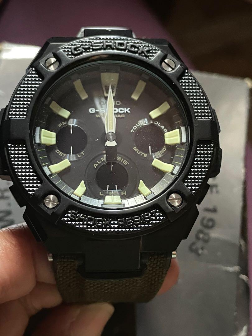 G shock hotsell gst s130bc