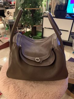 （分類：）位於 。 由 alyems 提交（商品編號 1058694997，圖片 1）。簡介： 。