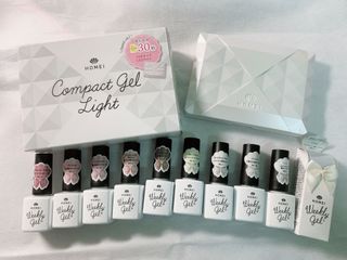 （分類：）位於 。 由 dewydaisy 提交（商品編號 1058654535，圖片 1）。簡介： 。