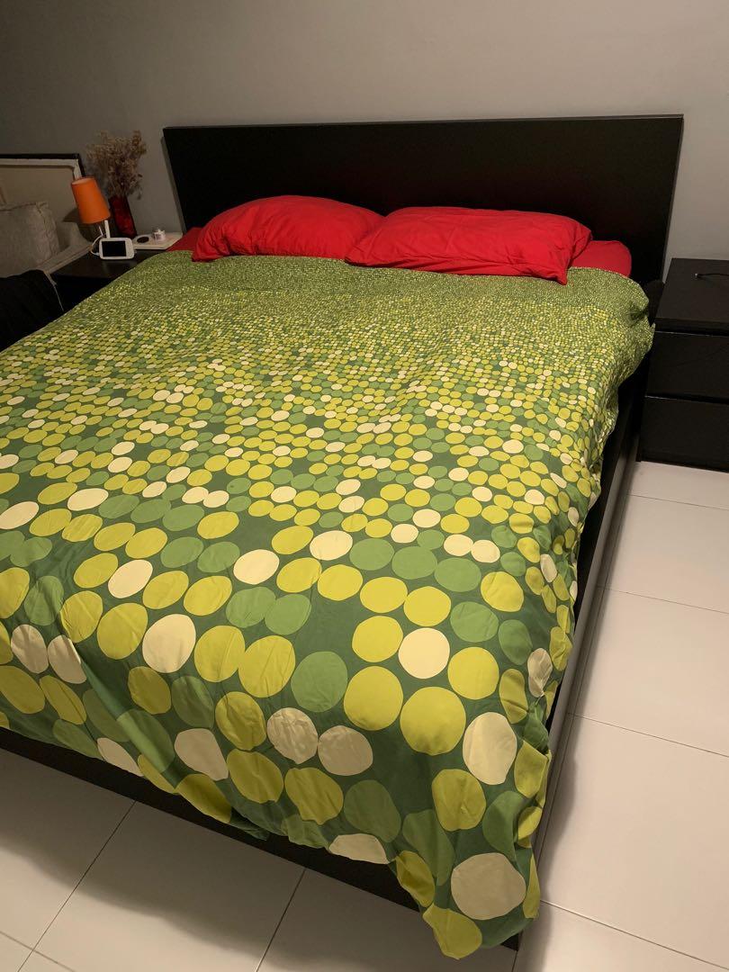 Ikea king size bed frame Malm + mattress beam and support (no mattress